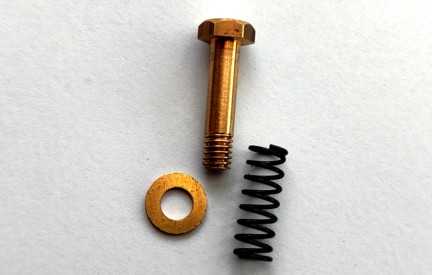 Mamod  Trunnion Bolt & Spring